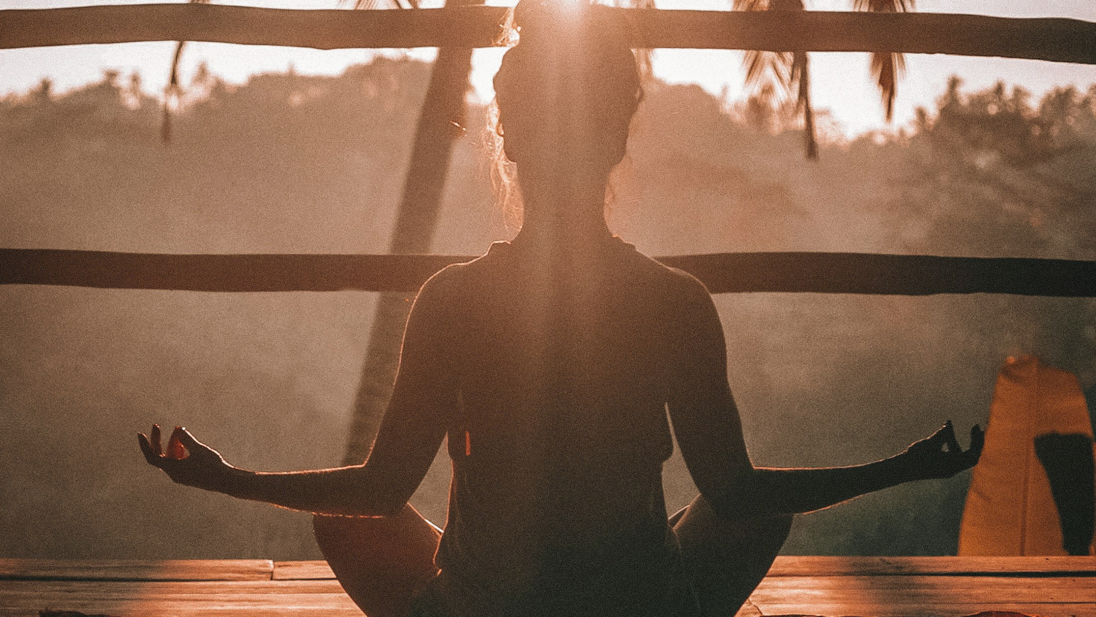 5 postures de yoga simple Corner 114